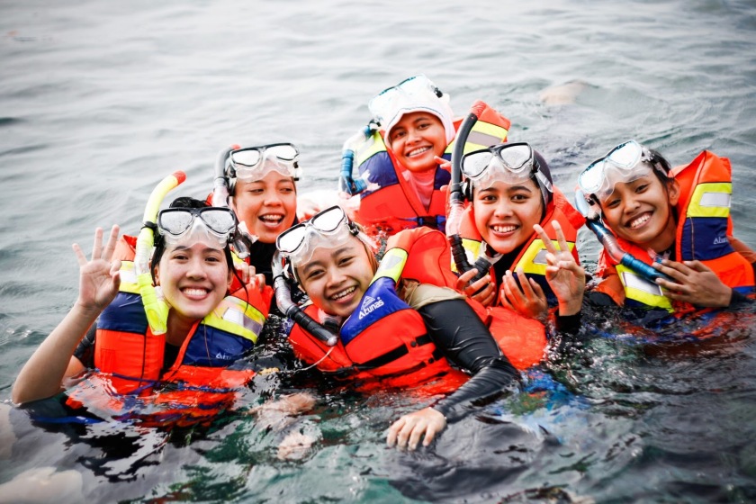 Saat Snorkeling di Pulau Tidung